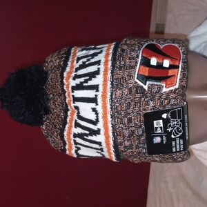 Cincinnati New Era Black and Orange Knit Beanie